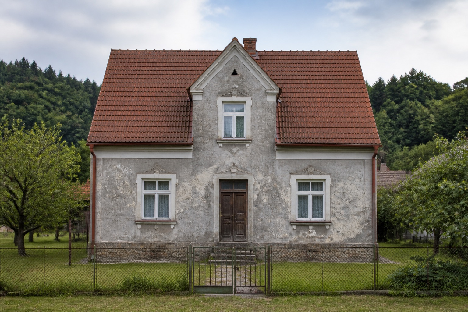 Greige, béžové a taupe venkovní barvy