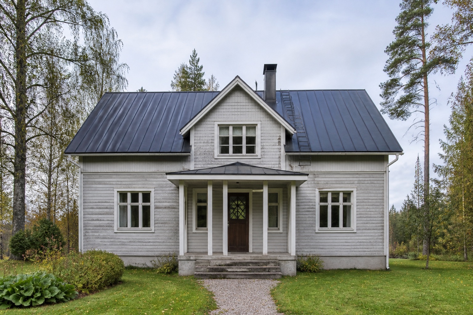 Valsparin julkisivuvärit